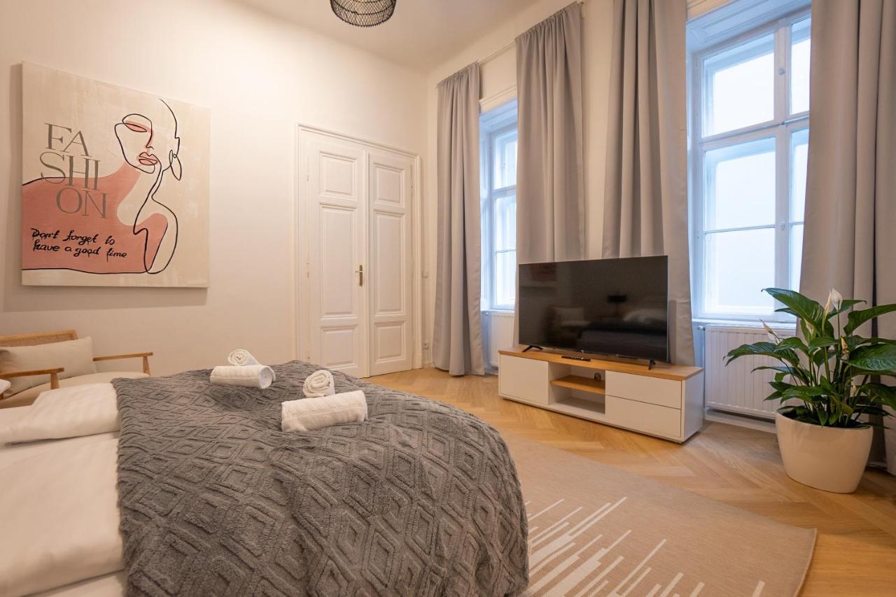Spacious 110М2 Flat In The City Center Wien Exterior foto