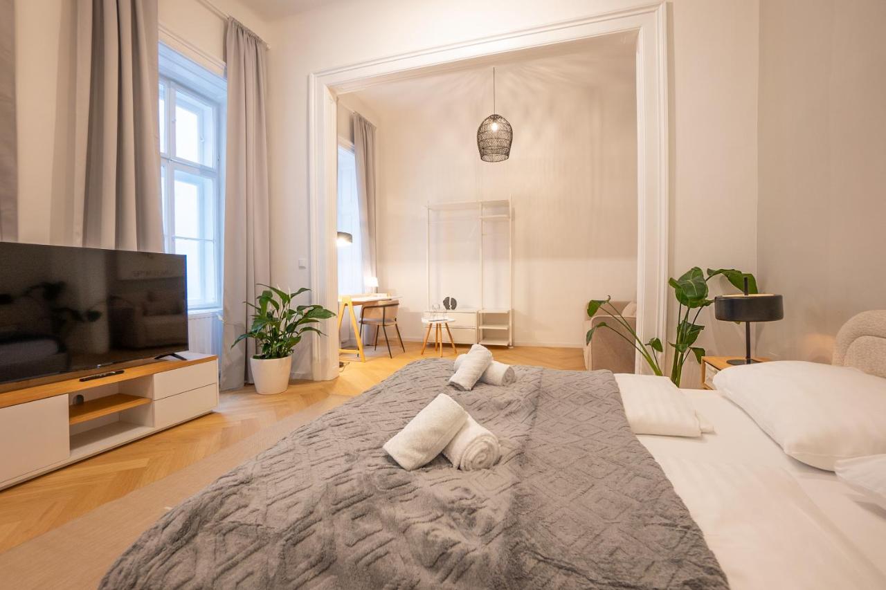 Spacious 110М2 Flat In The City Center Wien Exterior foto