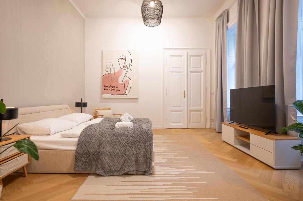 Spacious 110М2 Flat In The City Center Wien Exterior foto